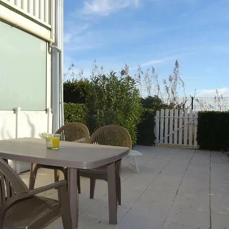 Apartmán Palavas-Les-Flots : T2 Cabine Climatise En Rdj Avec Piscine Et Parking, A 400M De La Plage *